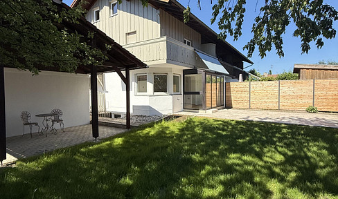 Modern townhouse in Grassau, with mountain views and close to a golf course.