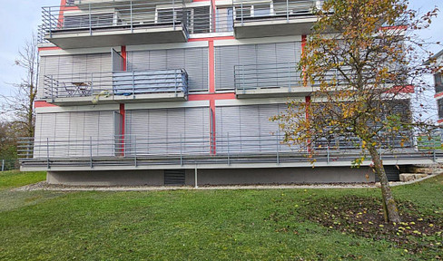 Modern 1-bedroom apartment | Fully furnished & located right next to the university hospital.