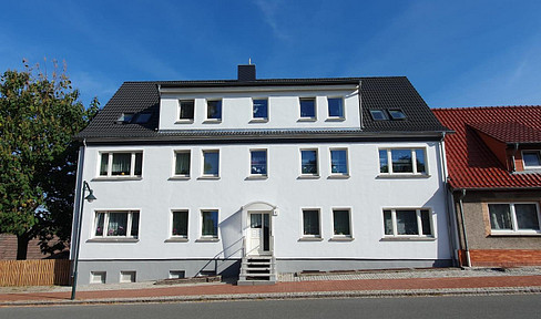 Frisch renovierte 3 Zimmer mit Garten in schöner Lage von Bad Sülze inklusive Einbauküche