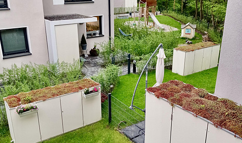Modern house, 145 m², KFW 55 energy efficiency standard, with a garden, garage, and parking space! No commission fees.