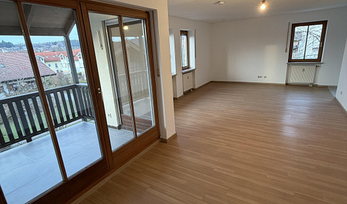Helle 2-Zimmer-Wohnung mit Balkon