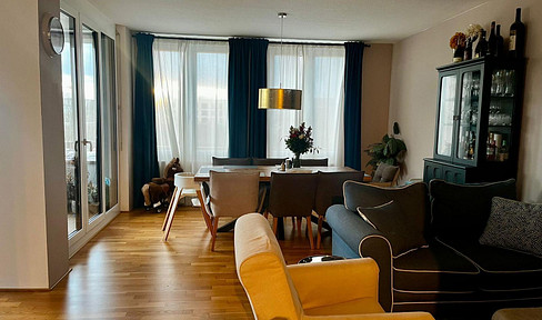 Beautiful 4-room apartment with a fitted kitchen, balcony, and lots of greenery surrounding it.