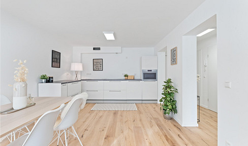 ***Attractive 2-Room Apartment in Stuttgart Vaihingen/Dachswald – Available Immediately***