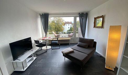 Sunny, furnished apartment with a balcony, located in the central and desirable area of Wedel.