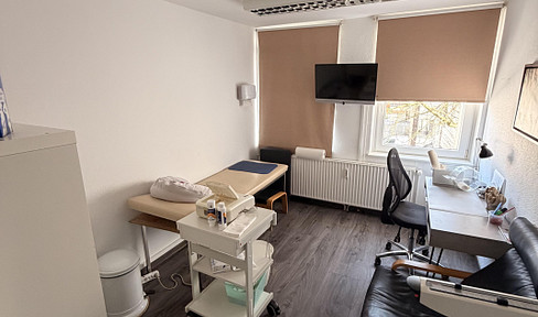 Medical or office spaces available for rent in a central location in Pinneberg.