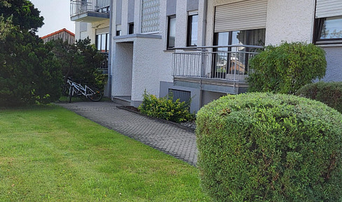 First occupancy after renovation - bright 3-room ground floor apartment with a south-facing terrace and a north-facing balcony.