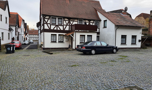 Zweifamilienhaus mit Scheune, Wiesbaden