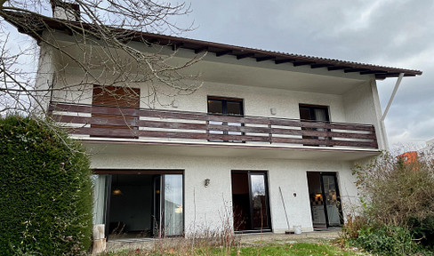 TOP-GELEGENHEIT SEULBERG: 8 Zimmer & 651 m² Süd-Grundstück jetzt für 699.000 € - Provisionsfrei