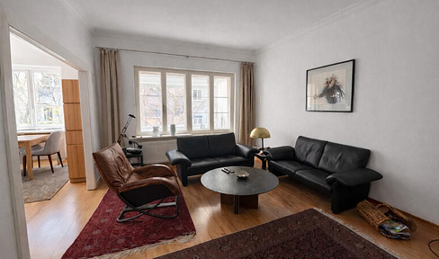 Beautifully maintained 100 m² apartment in the lovely Berlin district of Wilmersdorf – no agency fees!