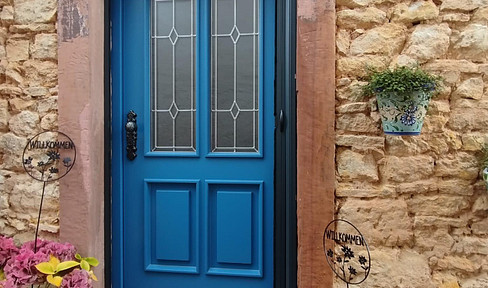 Kernsaniertes Einfamilienhaus im Landhausstiel mit Liebe zum Detail