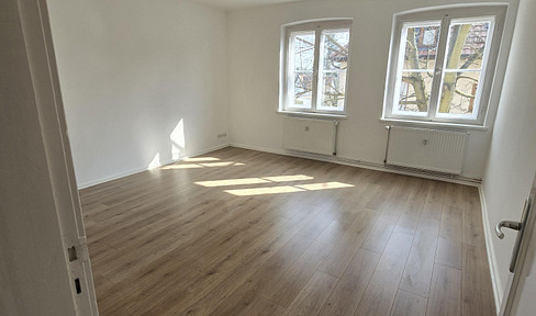 Hochwertige 2-Zimmer-Wohnung im 1. OG im beliebten Teltow-Seehof nahe S-Bhf. Lichterfelde