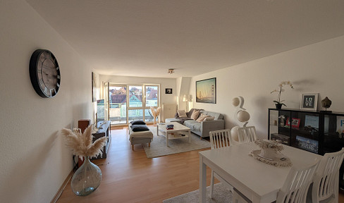 Voll möblierte 2,5-Zimmer-Wohnung mit Dachterrasse – Toplage in Ludwigsburg nahe Marktplatz