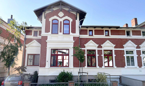 Charming Art Nouveau townhouse - no commission fees.