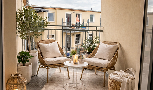 Bright 3-room attic apartment with a balcony in Magdeburg-Sudenburg.