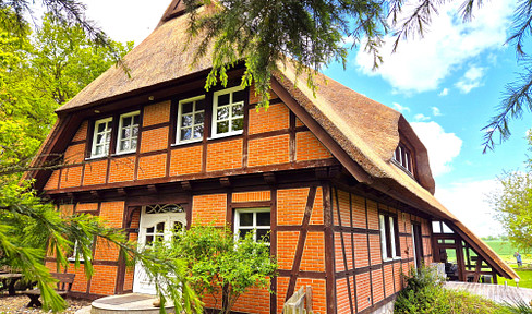 Landhaus mit Wintergarten und viel Nebengelaß wahlweise mit 2,8ha Wald dahinter