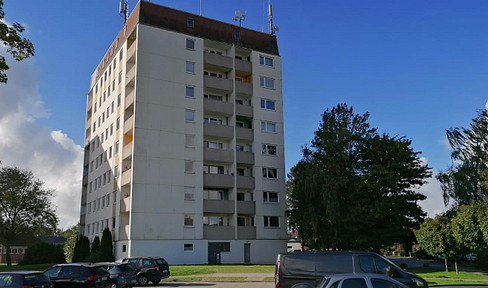 Spacious and sunny 3-room apartment.