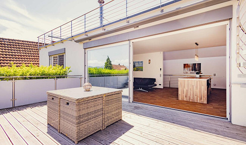 * Excluding detached houses ☀️ Loft-style penthouse ☀️ Prime location - large terraces - privately owned - South-facing.