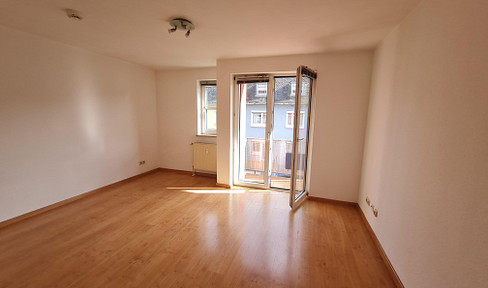 Studenten-Apartment in Uni-Nähe, mit PKW-Stellplatz