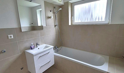 Erstbezug nach Sanierung: Schöne 3,5-Zimmer-Wohnung mit Balkon in Tuttlingen