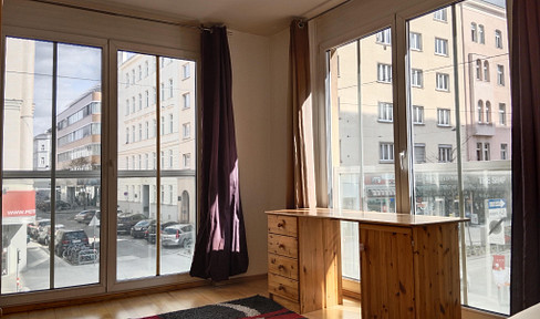 3-room apartment, suitable for shared living, located on the 1st floor (with elevator access), close to the U4 Pilgramg. station, in the 5th district.