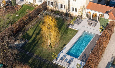 Property seeks a new owner, commission-free.