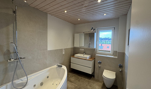 2,5-Zimmer-Wohnung (77 m²) mit traumhafter Aussicht