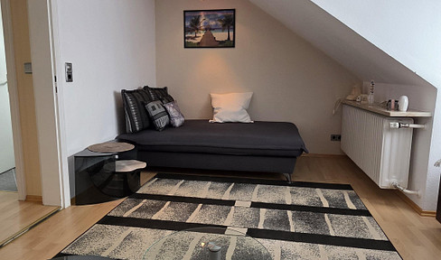 All-inclusive, 25 square meter self-contained apartment in Karlsfeld – Fully furnished - Wi-Fi - Smart TV.