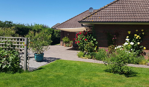 Detached house in Vollerwiek, near Sankt Peter-Ording, available without commission.