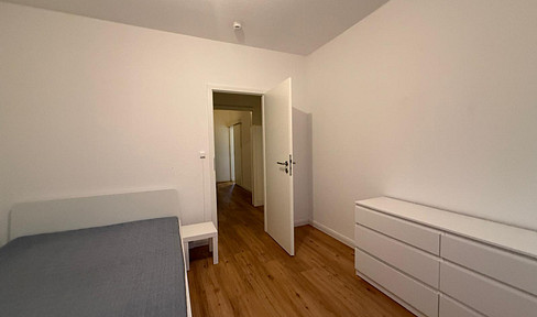 Möbliertes WG-Zimmer in Rostock – 4er-WG mit Balkon & Internet inkl.