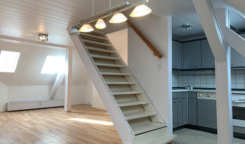 Duplex apartment in the attic, located in the center of Fränkisch-Crumbach.