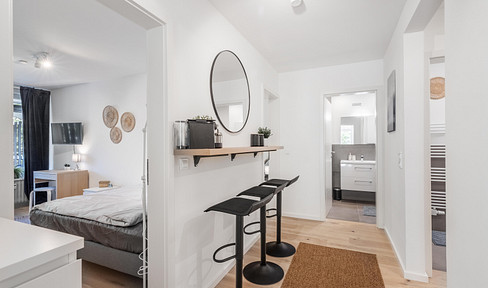 Investment opportunity: Fully renovated 4-bedroom apartment, offering a 6% return. €38,000 annual rent, directly from the owner, no commission fees.