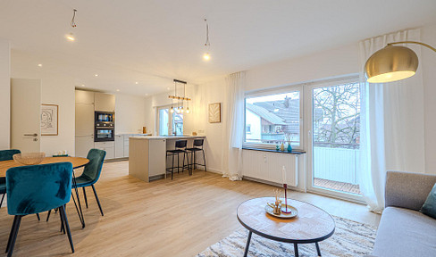 *Brand new apartment after renovation* Bright 3-room apartment with a new, modern kitchen and a balcony.