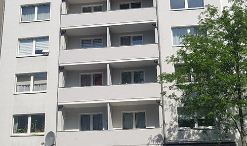 Rarität am Lister Platz: Sanierte Substanz, Eilenriedeblick & 130 m² Penthouse-Maisonette