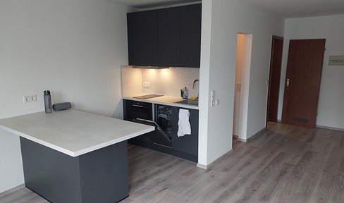 Stylish 1-bedroom apartment, located in the city center of Gießen, fully furnished, 30 square meters, available from May 1st.