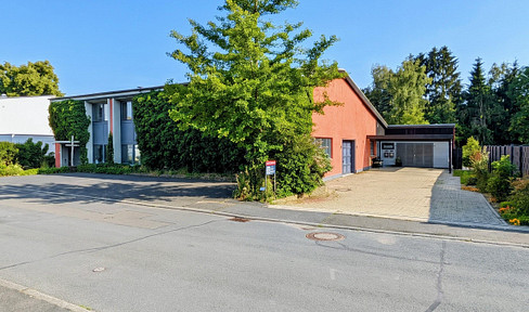 Unique property: Design loft space plus 100m² office floor, approved for residential use - available for purchase or short-term rental.
