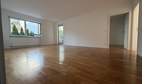 Accessible, fully renovated, and stylish 3-room apartment in Mainz-Gonsenheim.