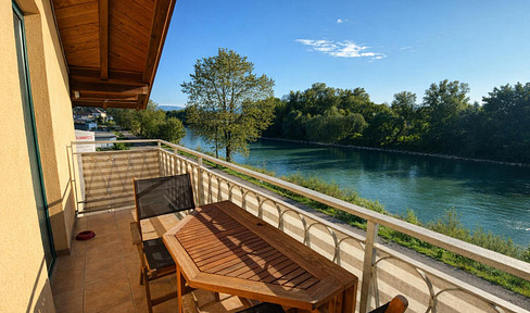 Charming semi-detached house with a rare feature - 62+15 square meters.