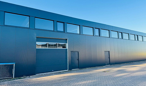 Bad Nenndorf: Warehouse spaces available, ranging from 300 m² to 1,200 m², starting from €3 per m².