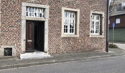 Two office spaces (45 square meters and 100 square meters) and a storage space are available for rent.