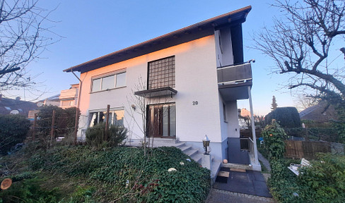 Detached house with potential for 4 apartments, commission-free.