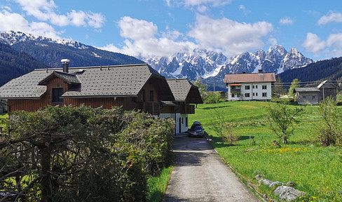 Excellent opportunity for spacious living in the ski and hiking paradise of Gosau.