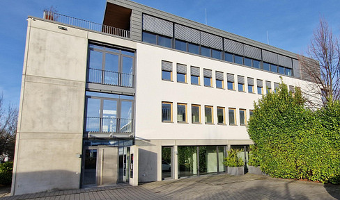 Premium office space in Ditzingen – 380 m² over 2 floors, available immediately!