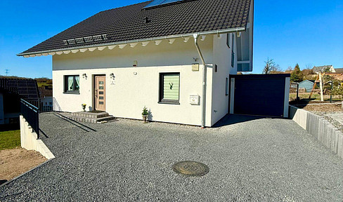 Modern newly built single-family home with panoramic views and a large terrace – near Bad Münstereifel.