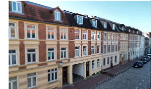 Centrally located apartment in the old town of Wismar, available from June 1st, 2026.