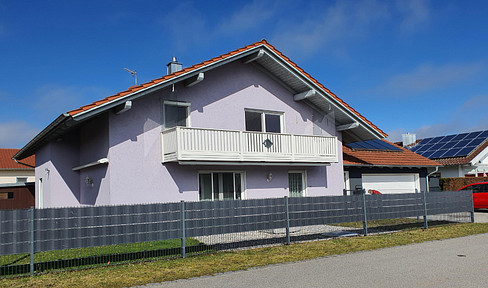Exklusives Einfamilienhaus mit Einliegerwohnung
