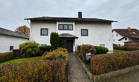 Modern 3.5-room attic apartment, available for first occupancy after renovation.