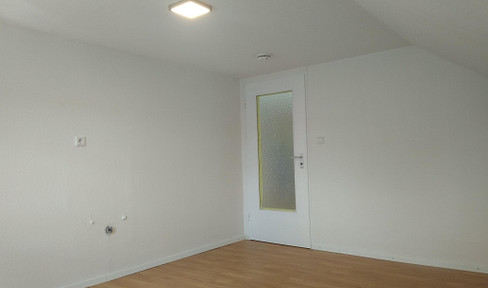 Renovierte Zweizimmerwohnung in Alzenau-Wasserlos - frei ab 15.4.