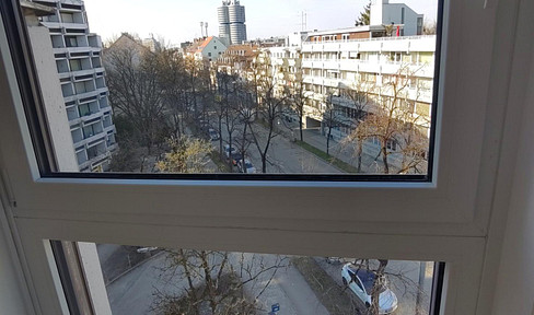 Stadtwohung 39 m² mit Luitpoldpark-Blick – 5. OG, Ostbalkon, neue Fenster