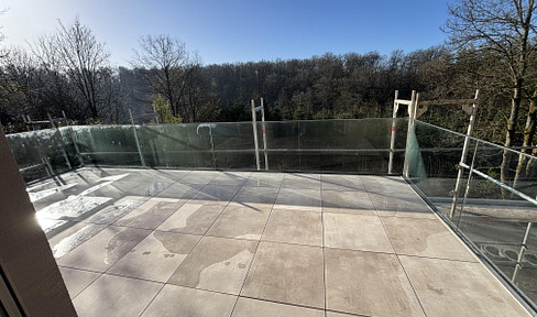 Ready for occupancy! Beautiful, newly built 4-room apartment with KfW 40 standard in Neunkirchen-Seelscheid.