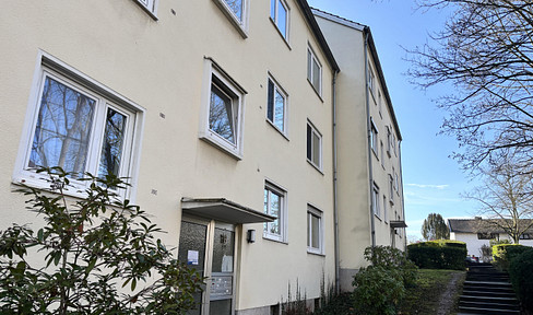 Renovated 3-room apartment with a balcony, located on the 2nd floor in Plittersdorf.
